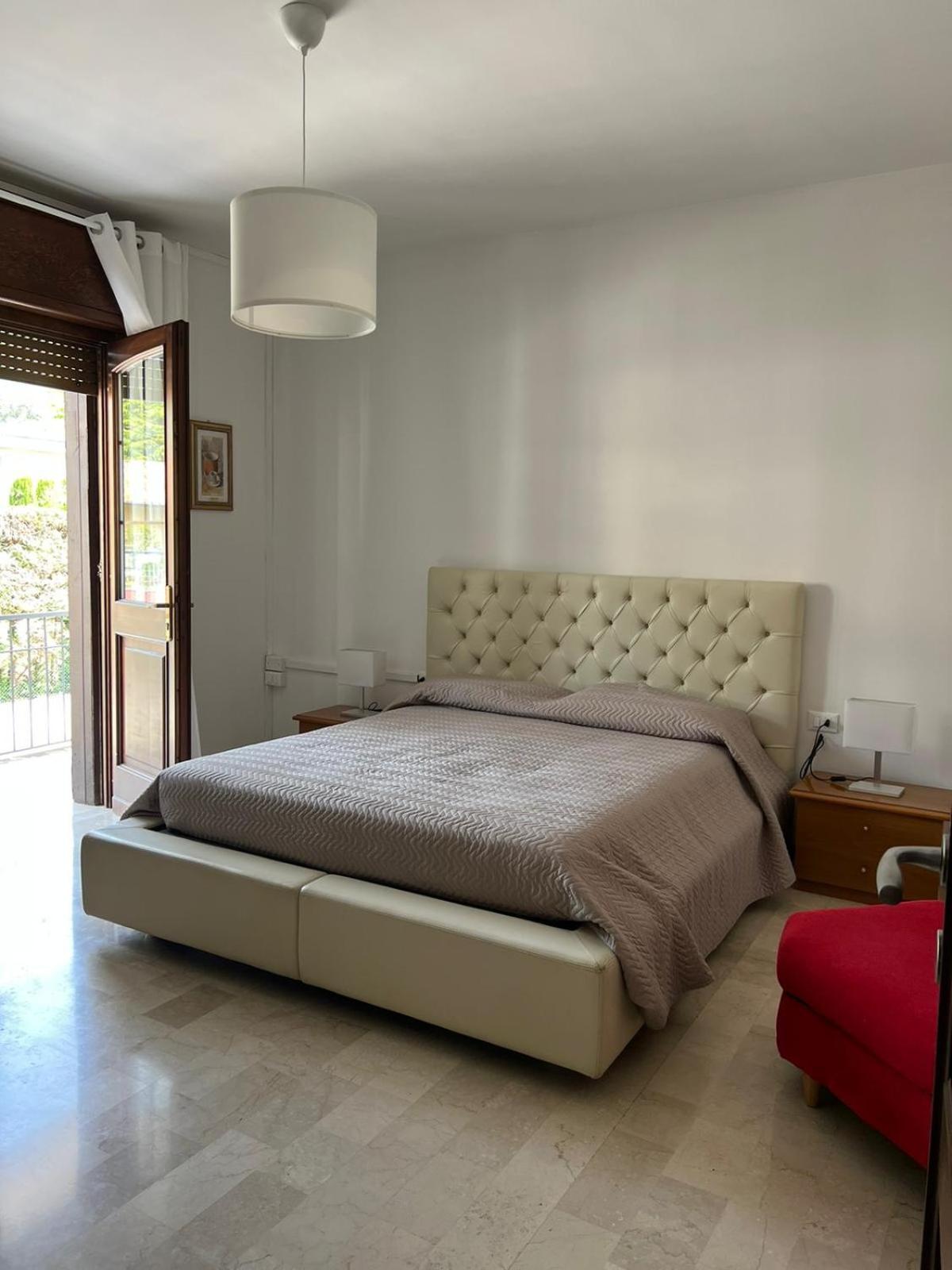 Bed and Breakfast Bb La Collina Botticino Botticino Sera Exterior foto